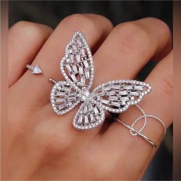 New Charming Charlie Butterfly Statement Ring ~ CZ Crystal Butterfly Cocktail - Picture 14 of 15